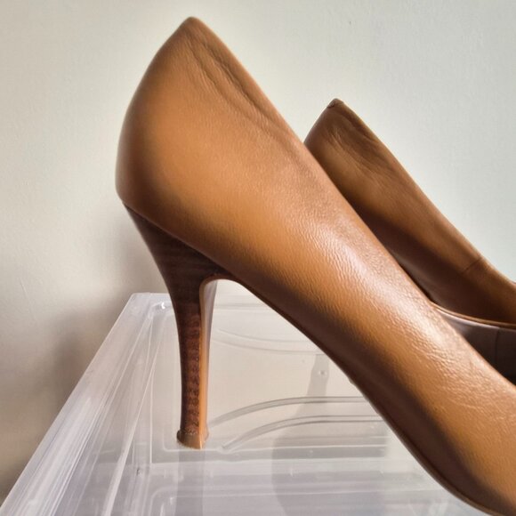Nine West Leather Beige Pumps, Size 8 1/2 - Picture 5 of 8